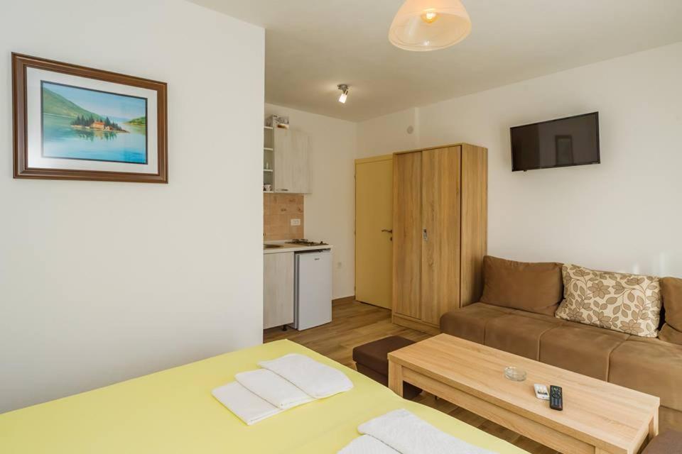 Apartments Sole Mar Сутоморе Экстерьер фото